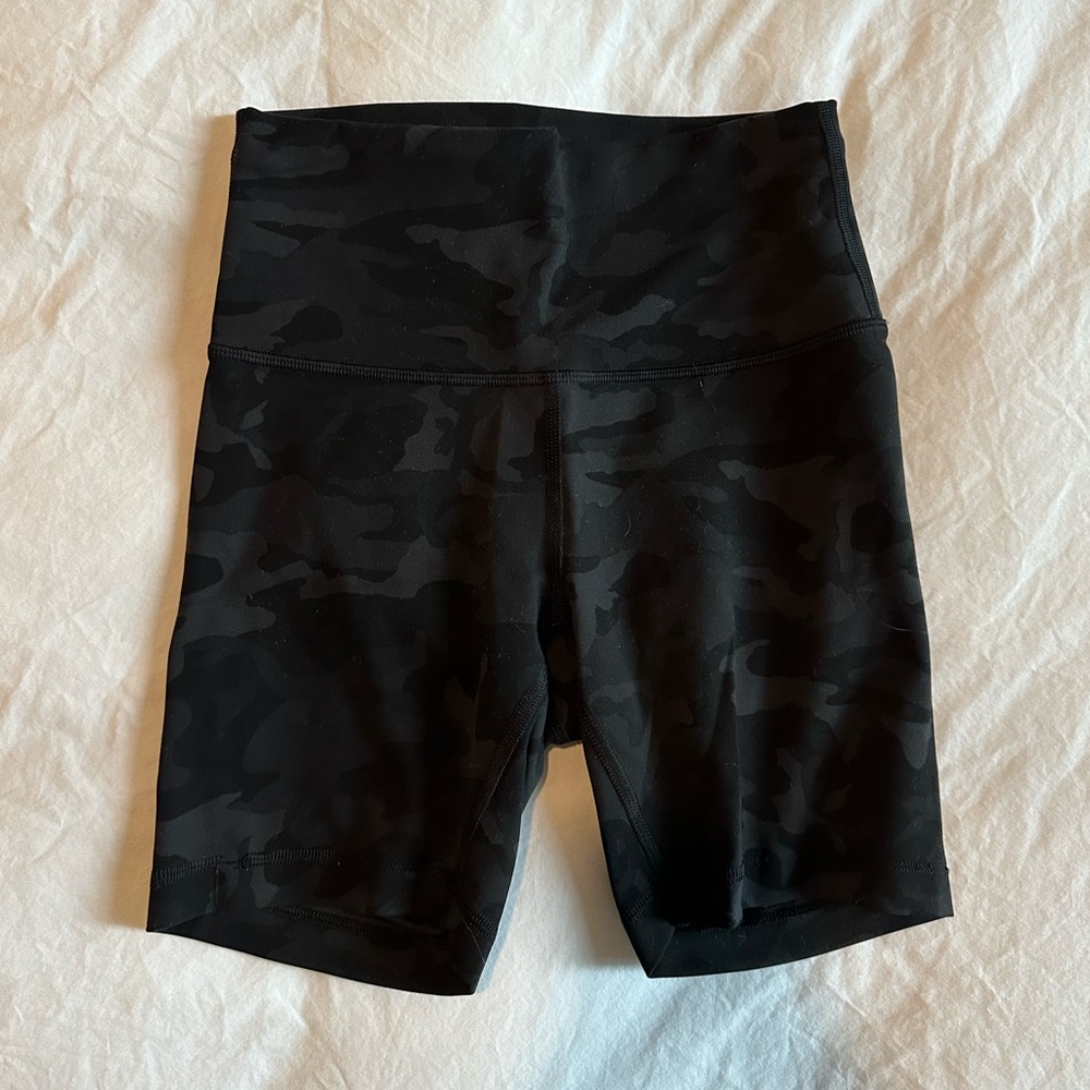 Lululemon Wunder Train Camo Shorts